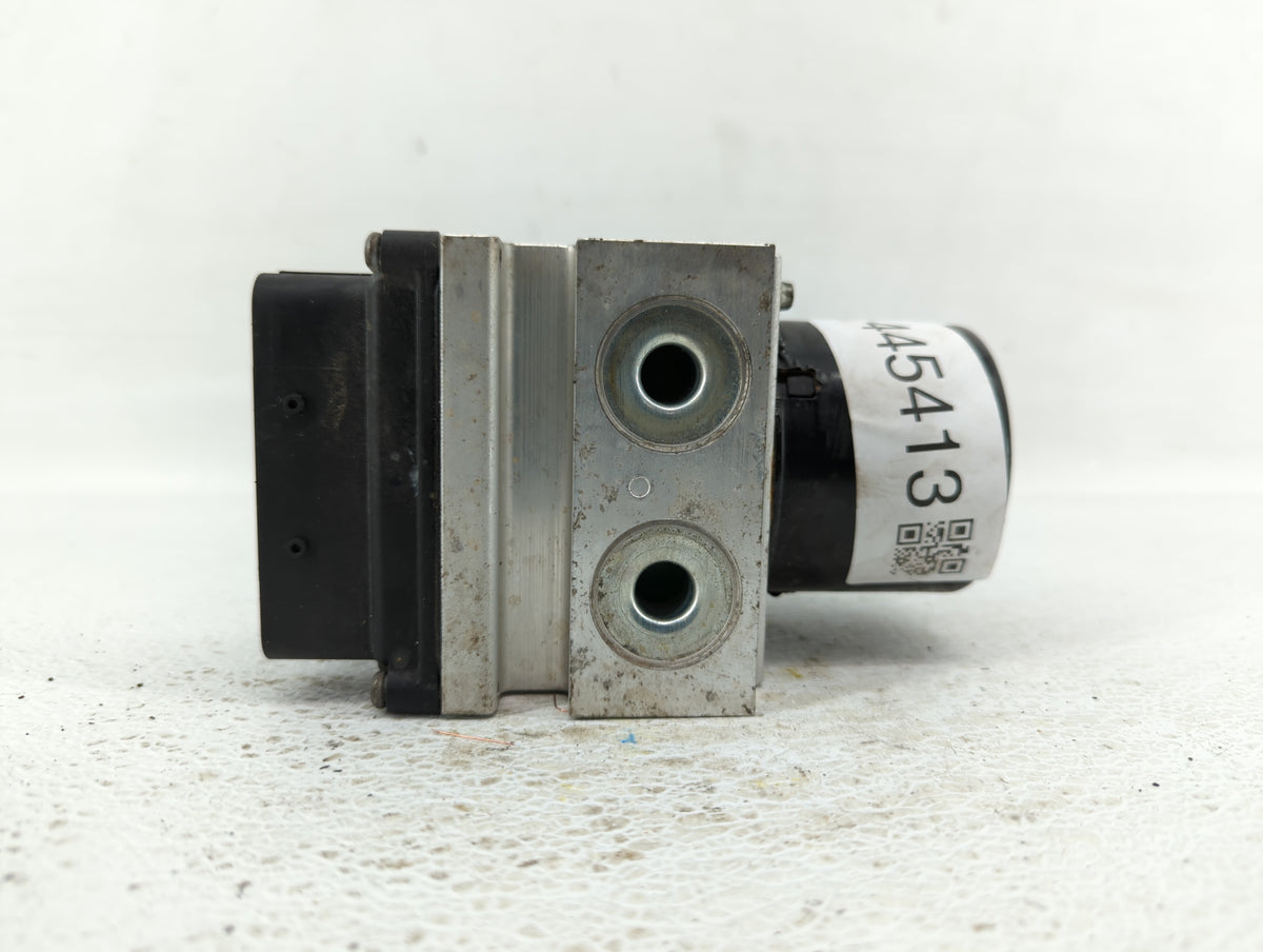 2008-2009 Chevrolet Malibu Anti-Lock Brake ABS Pump Module Actuator OEM P/N:25949990 25928254, 25949989 Fits Fits 2008 2009 
