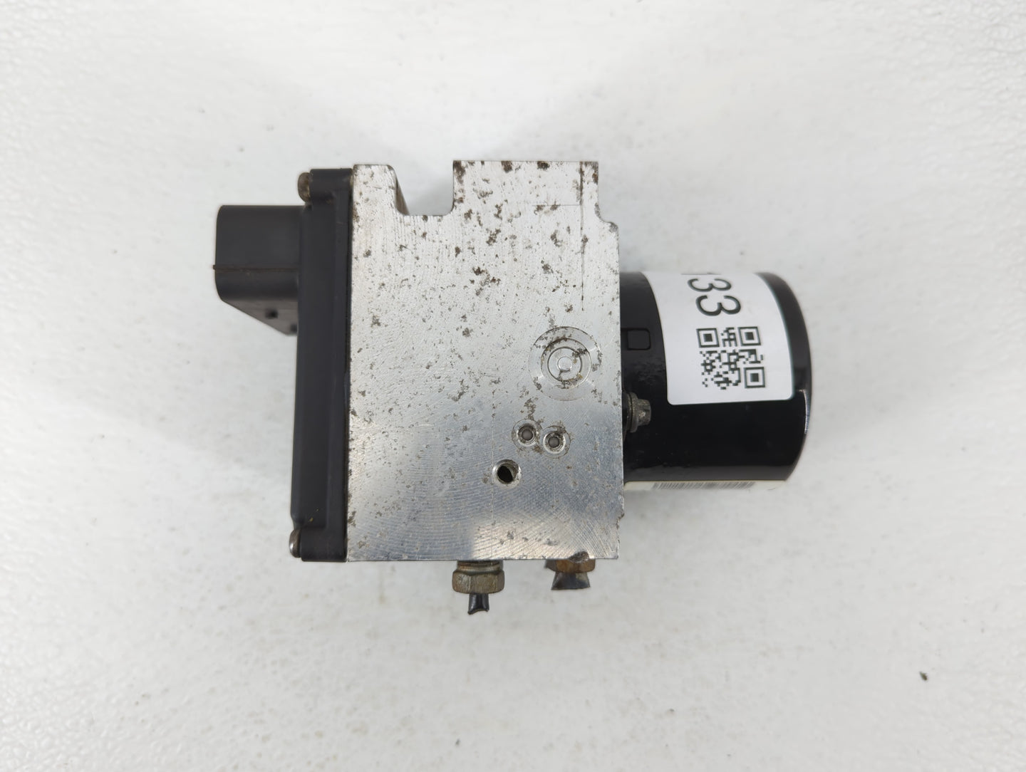 2008-2009 Chevrolet Malibu ABS Pump Control Module Replacement P/N:25949990, 25952591 Fits Fits 2008 2009 OEM Used Auto Part