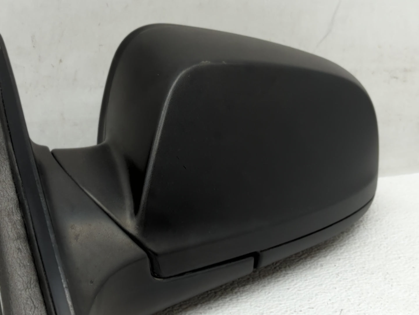 2008-2012 Chevrolet Malibu Driver Side View Mirror - Left Door Mirror OEM Used - Oemusedautoparts1.com