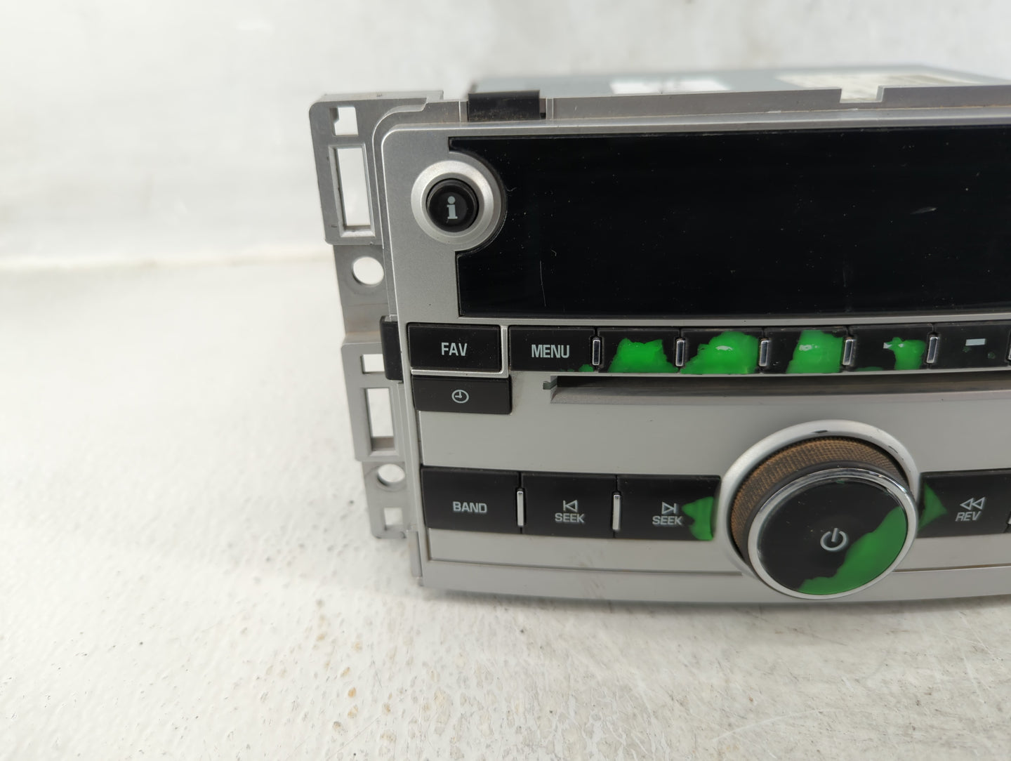 2009-2009 Chevrolet Malibu Am Fm Cd Player Radio Receiver - Oemusedautoparts1.com