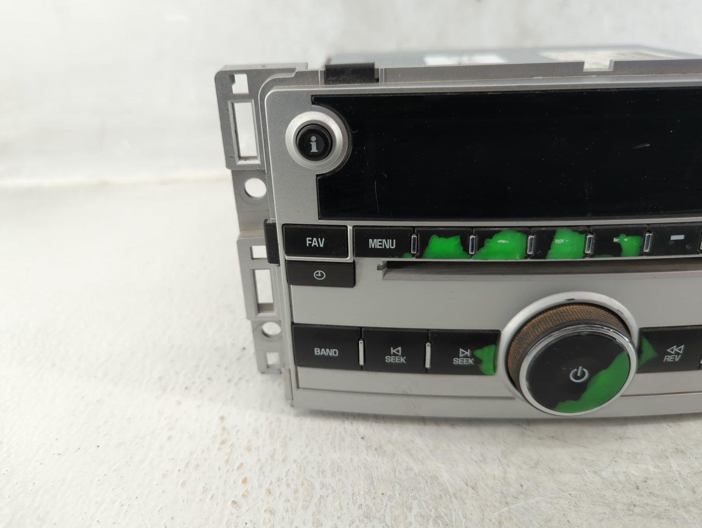 2009-2009 Chevrolet Malibu Am Fm Cd Player Radio Receiver - Oemusedautoparts1.com