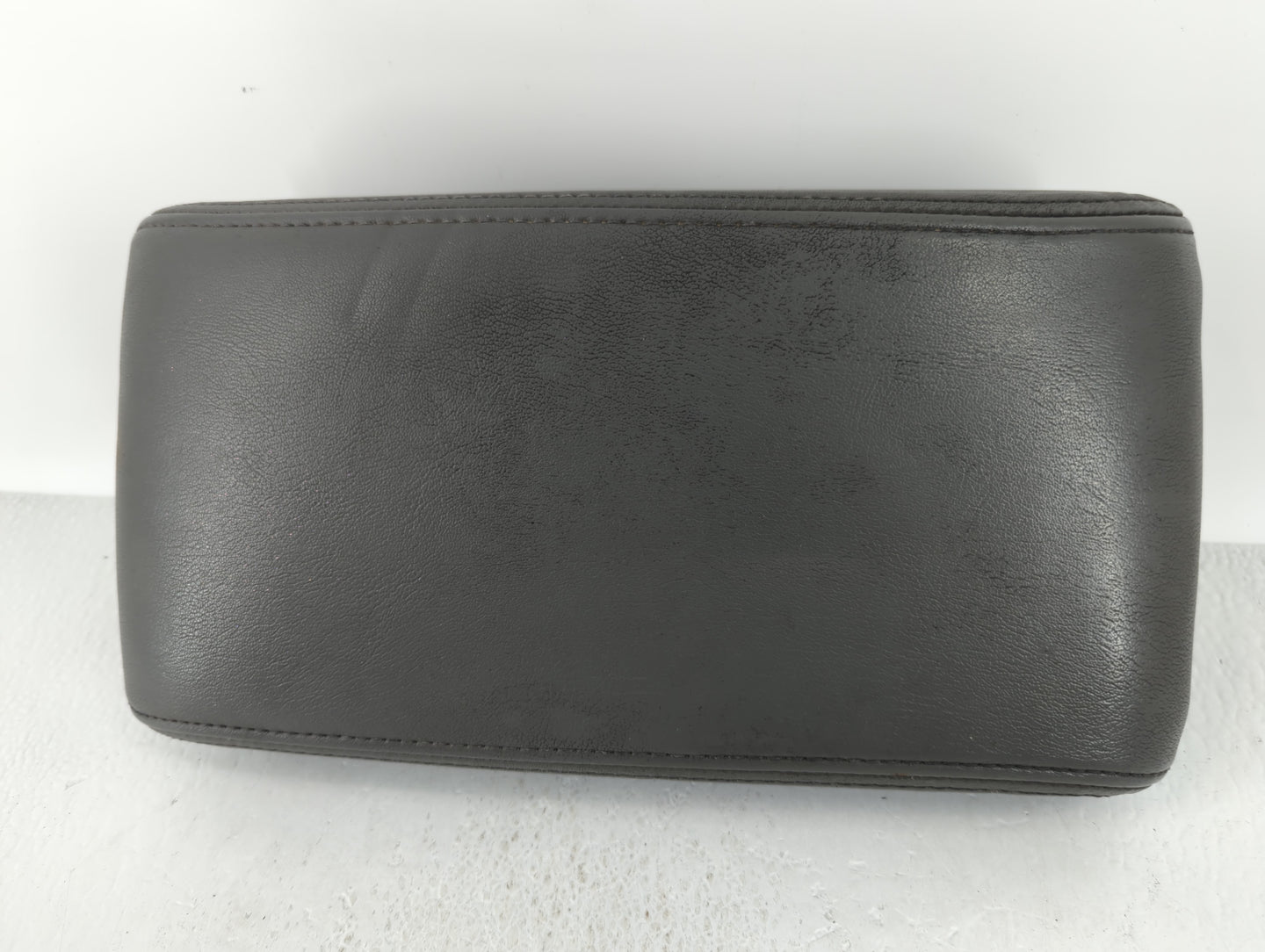 2009 Chevrolet Malibu Center Console Armrest Cover Lid Dark Grey - Oemusedautoparts1.com