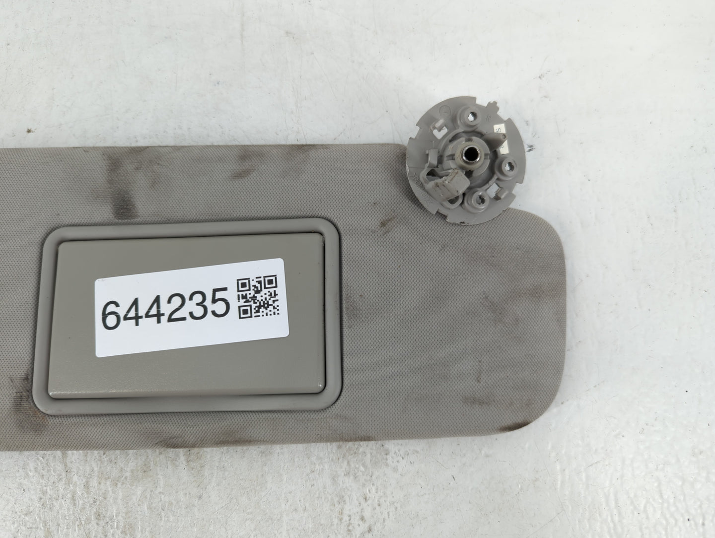 2004-2012 Chevrolet Malibu Sun Visor Shade Replacement Passenger Right Mirror Fits Fits 2004 2005 2008 2009 2010 2011 2012 O