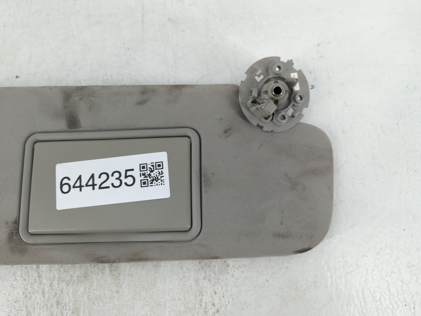 2004-2012 Chevrolet Malibu Sun Visor Shade Replacement Passenger Right Mirror Fits Fits 2004 2005 2008 2009 2010 2011 2012 O