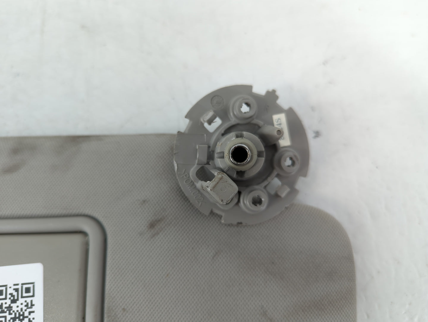 2004-2012 Chevrolet Malibu Sun Visor Shade Replacement Passenger Right Mirror Fits Fits 2004 2005 2008 2009 2010 2011 2012 O