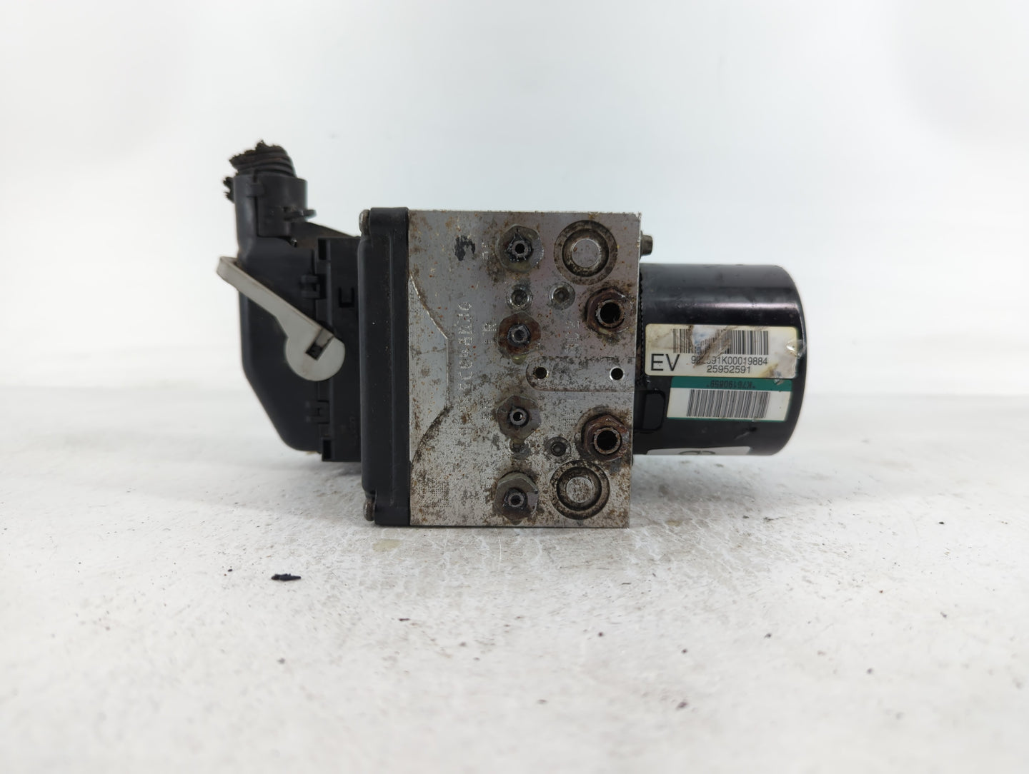 2008-2009 Chevrolet Malibu ABS Pump Control Module Replacement P/N:16607211-J 25949990 Fits Fits 2008 2009 OEM Used Auto Par