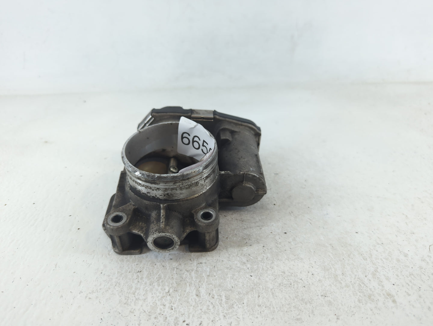 2008-2012 Chevrolet Malibu Throttle Body P/N:AA668AA4079C Fits Fits 2007 2008 2009 2010 2011 2012 OEM Used Auto Parts - Oemu