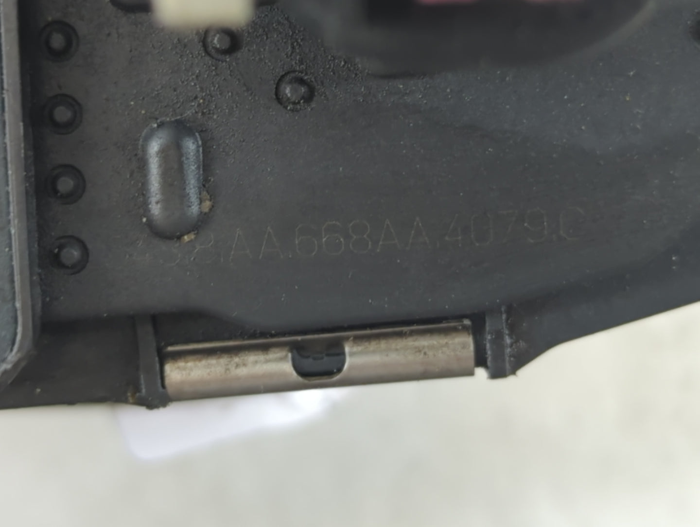 2008-2012 Chevrolet Malibu Throttle Body P/N:AA668AA4079C Fits Fits 2007 2008 2009 2010 2011 2012 OEM Used Auto Parts - Oemu