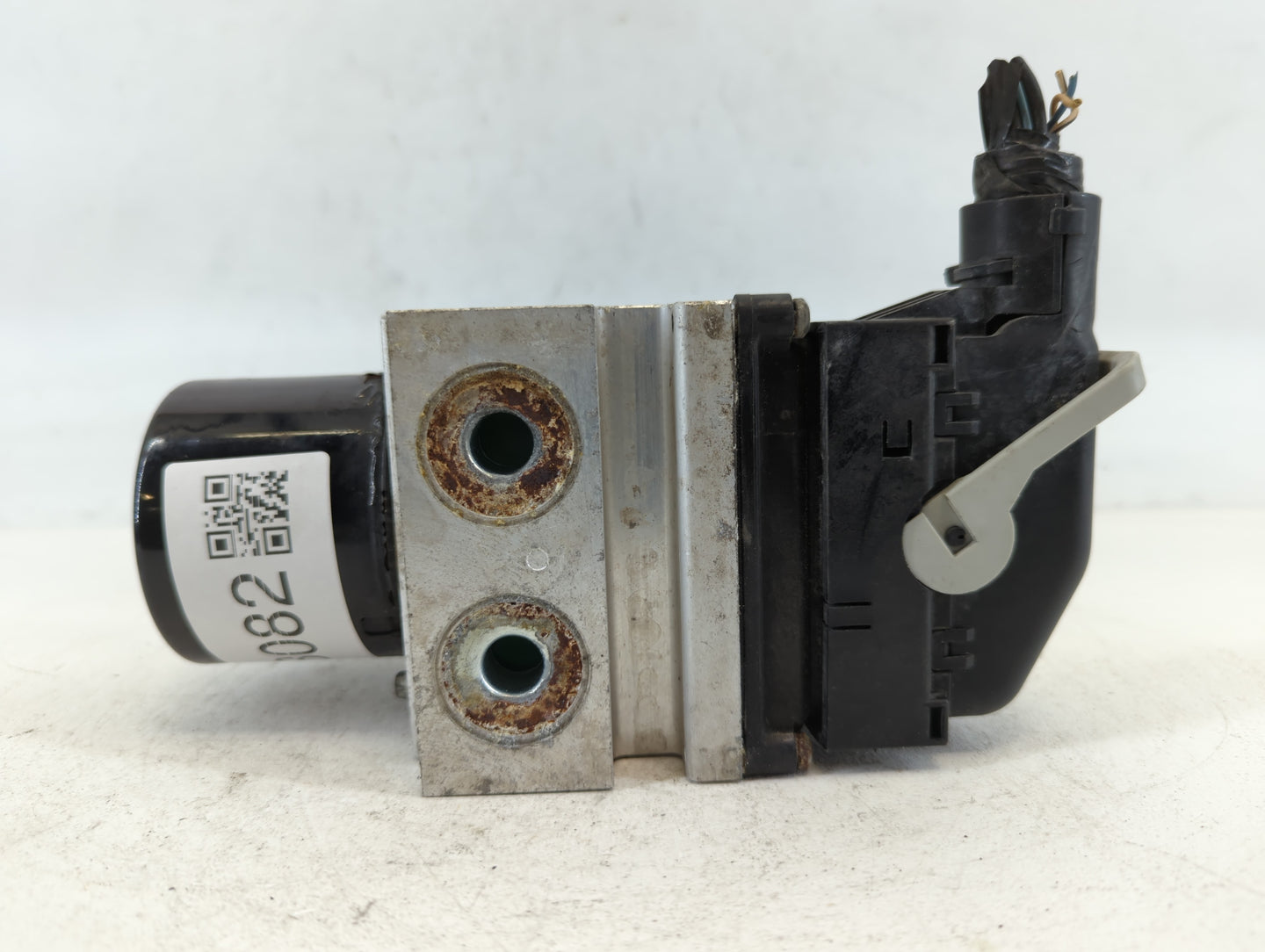 2008-2009 Chevrolet Malibu ABS Pump Control Module Replacement P/N:25949990 Fits Fits 2008 2009 OEM Used Auto Parts - Oemuse