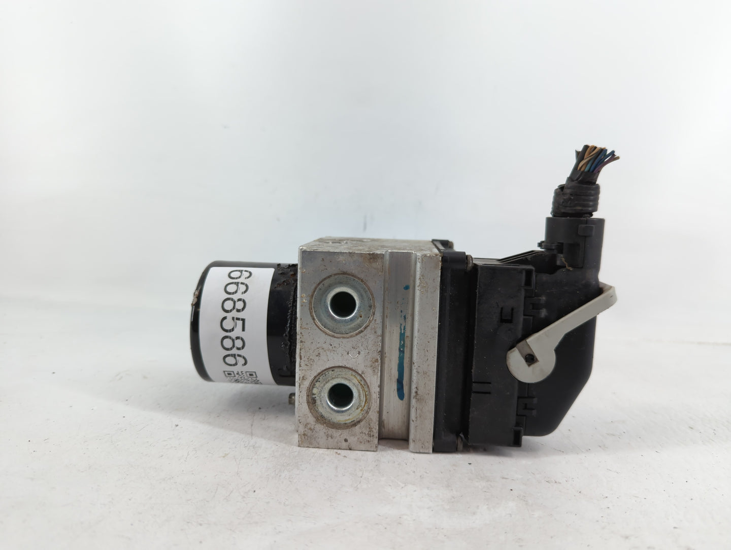 2008-2009 Chevrolet Malibu ABS Pump Control Module Replacement P/N:25949990 Fits Fits 2008 2009 OEM Used Auto Parts - Oemuse