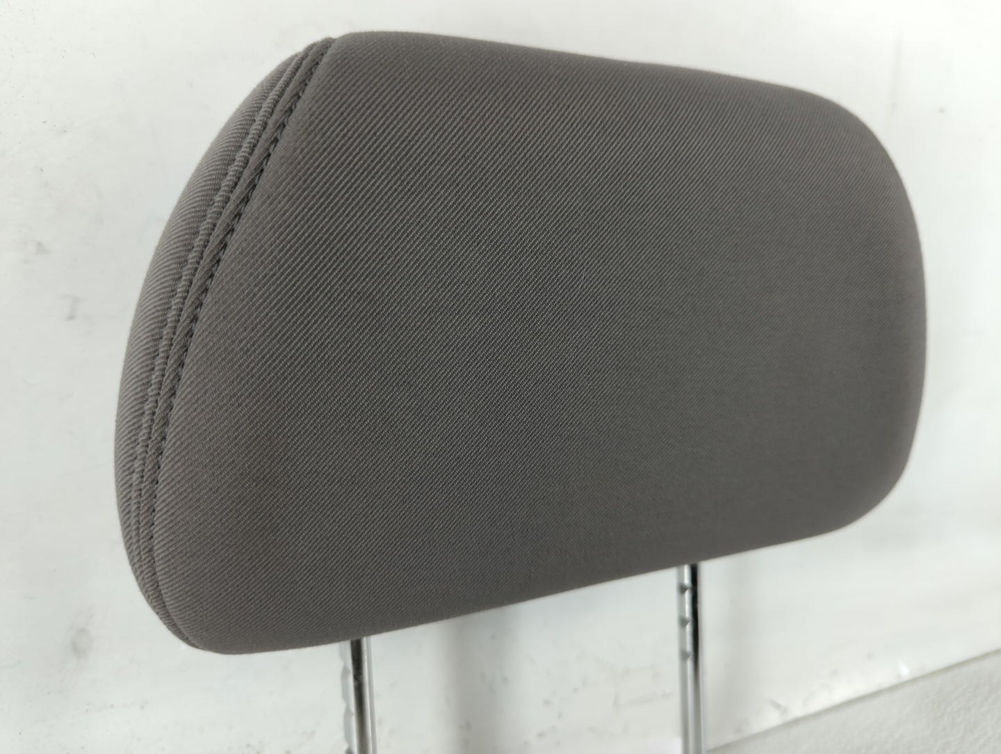 2009 Chevrolet Malibu Headrest Head Rest Front Driver Passenger Seat Grey - Oemusedautoparts1.com