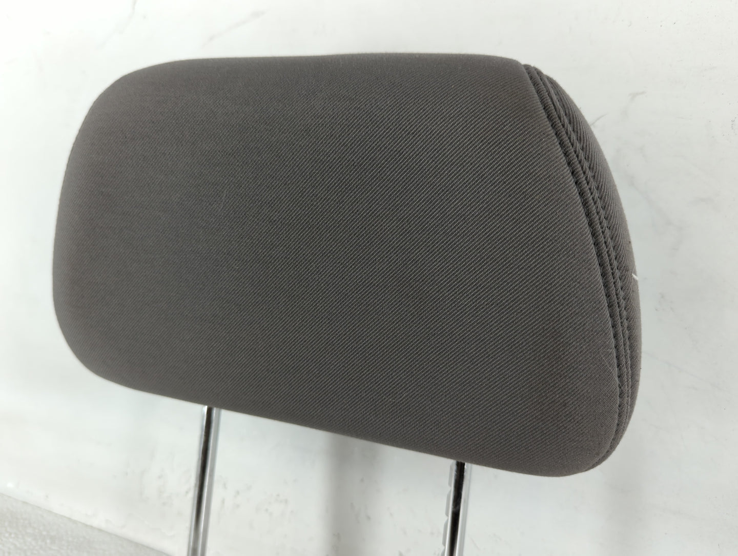 2009 Chevrolet Malibu Headrest Head Rest Front Driver Passenger Seat Grey - Oemusedautoparts1.com