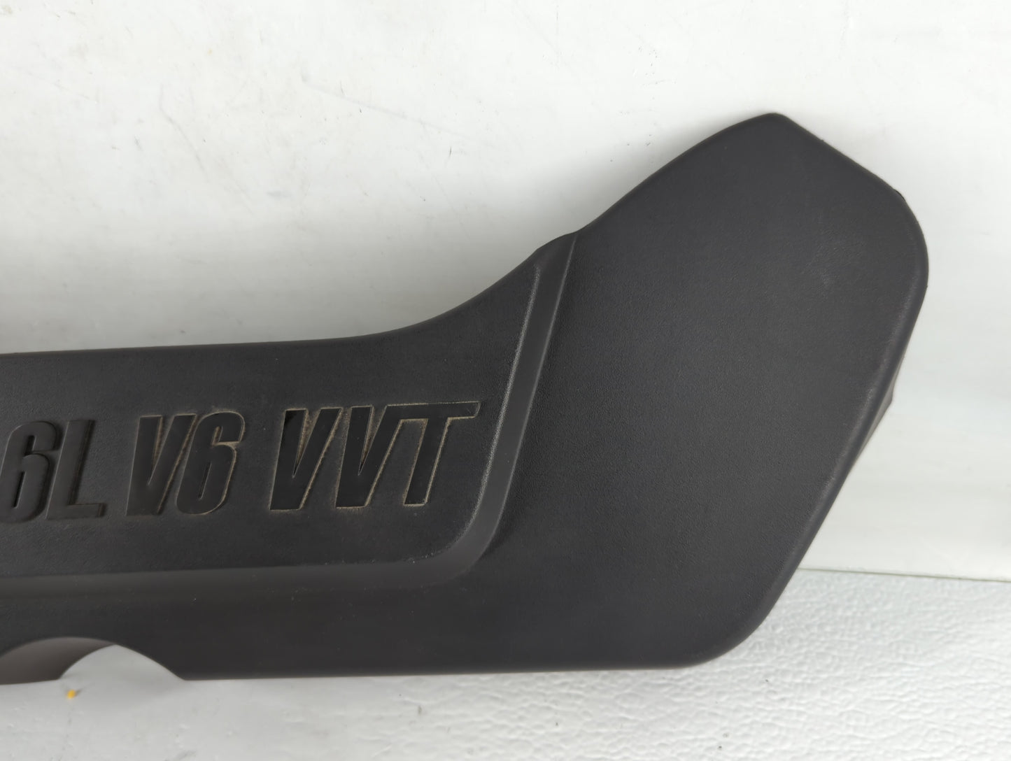 2009 Chevrolet Malibu Engine Cover - Oemusedautoparts1.com