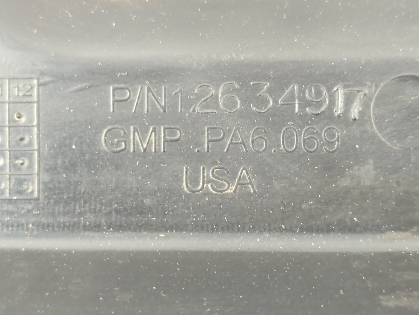 2009 Chevrolet Malibu Engine Cover - Oemusedautoparts1.com