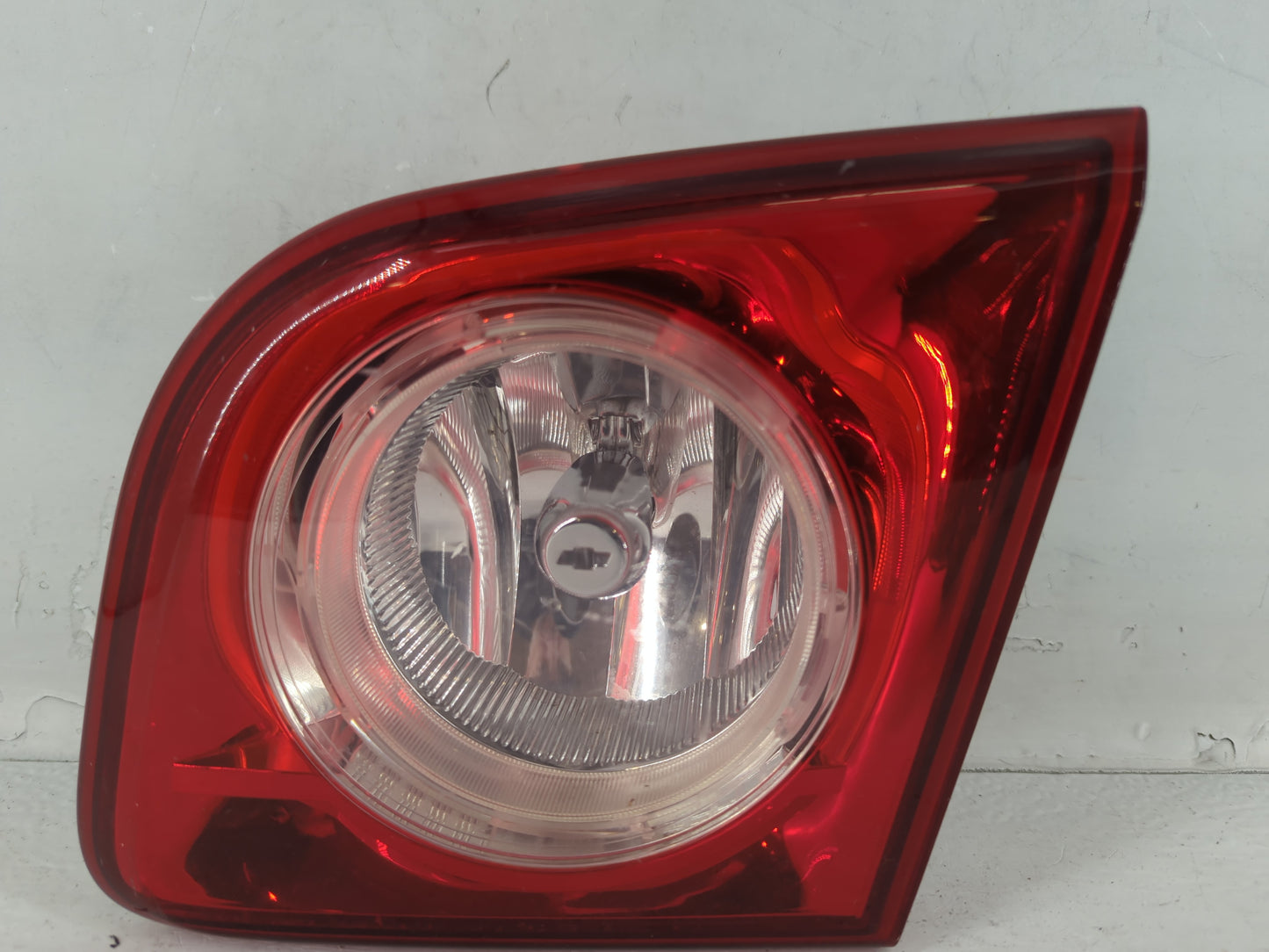 2008-2012 Chevrolet Malibu Tail Light Assembly Passenger Right OEM P/N:15271121 Fits Fits 2008 2009 2010 2011 2012 OEM Used 