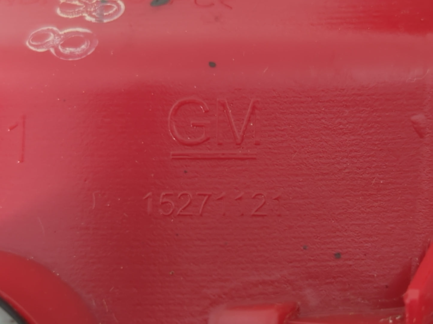 2008-2012 Chevrolet Malibu Tail Light Assembly Passenger Right OEM P/N:15271121 Fits Fits 2008 2009 2010 2011 2012 OEM Used 
