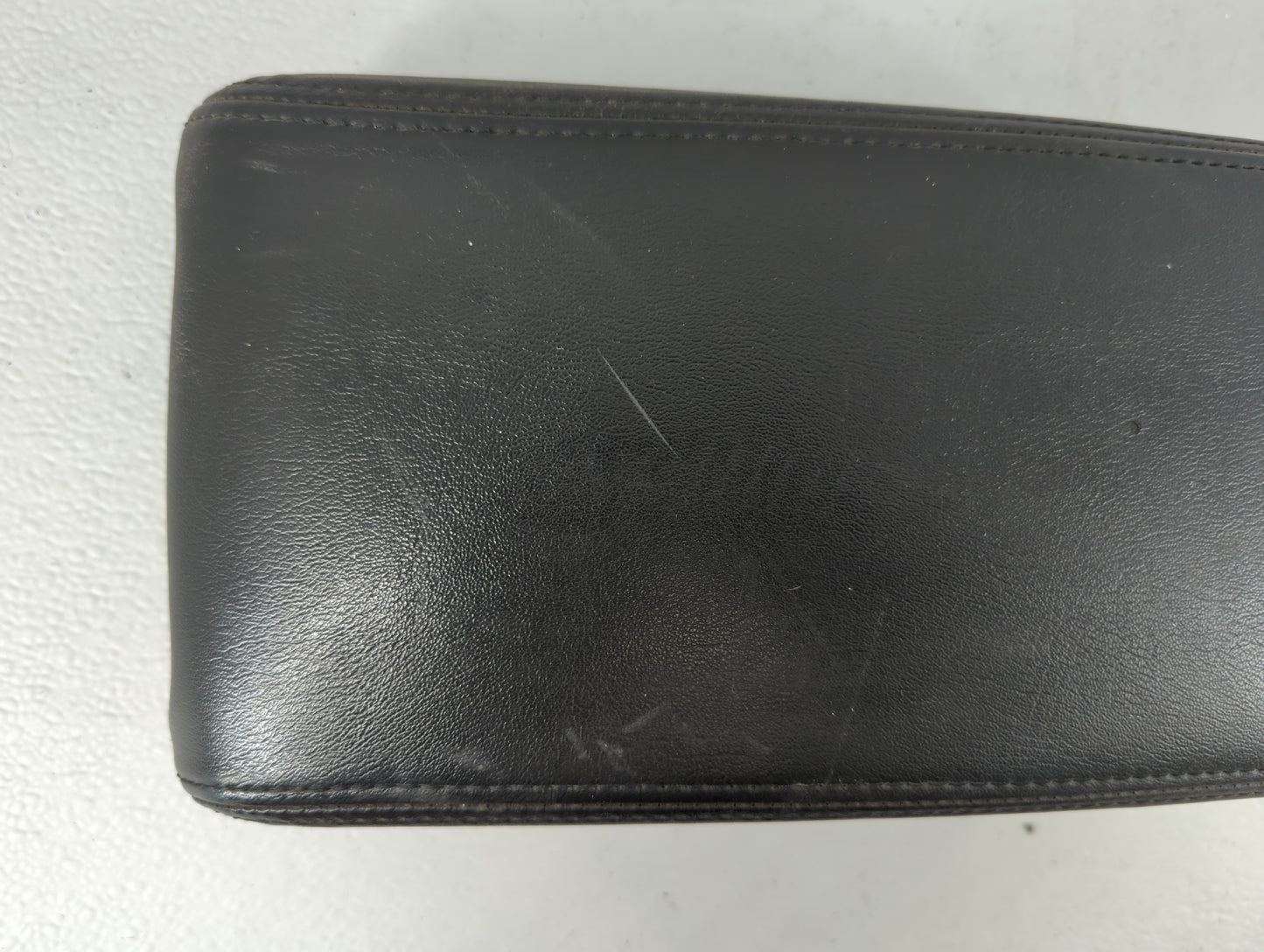 2009 Chevrolet Malibu Center Console Armrest Cover Lid Fits OEM Used Auto Parts - Oemusedautoparts1.com