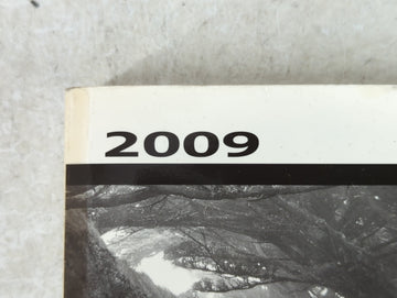 2009 Chevrolet Malibu Owners Manual Book Guide P/N:15898474 A OEM Used Auto Parts