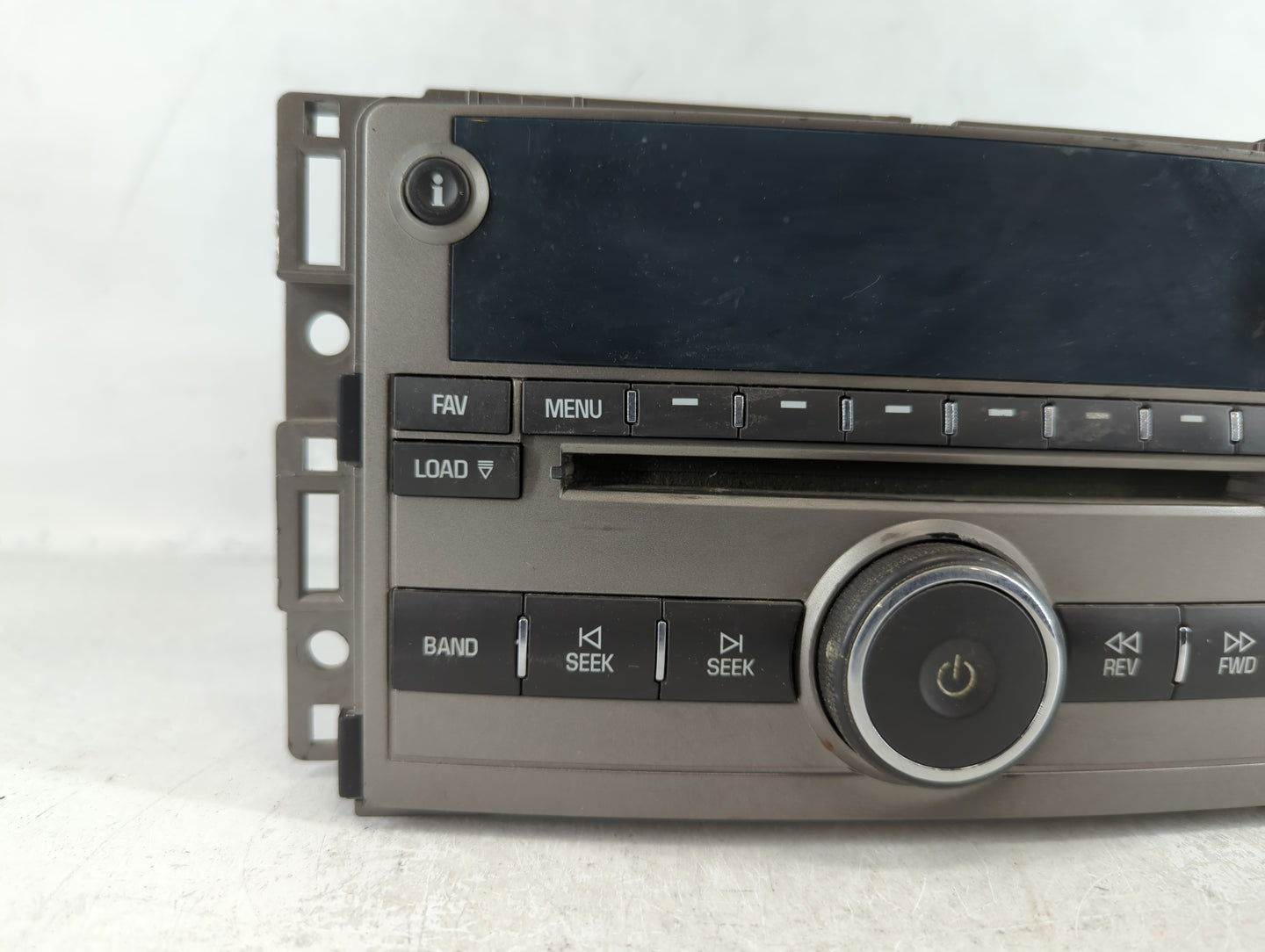 2009 Chevrolet Malibu Radio AM FM Cd Player Receiver Replacement P/N:25848865 Fits OEM Used Auto Parts - Oemusedautoparts1.c