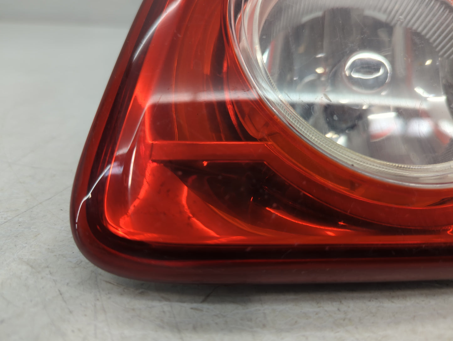 2008-2012 Chevrolet Malibu Tail Light Assembly Passenger Right OEM Fits Fits 2008 2009 2010 2011 2012 OEM Used Auto Parts - 
