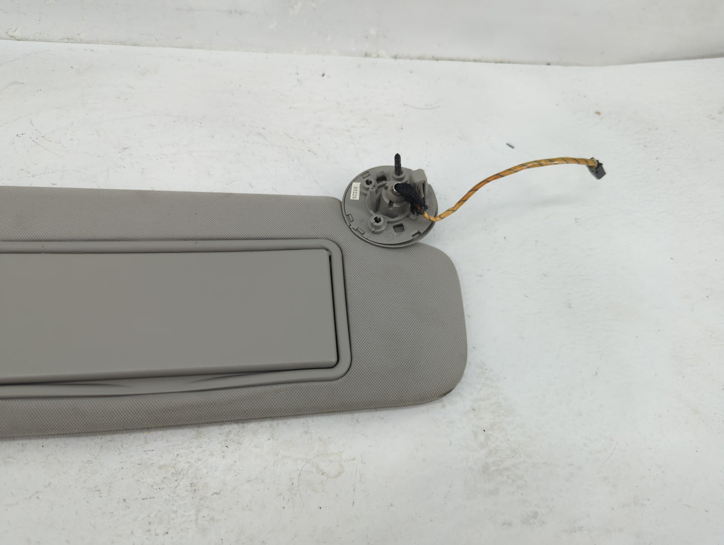 2004-2012 Chevrolet Malibu Sun Visor Shade Replacement Passenger Right Mirror Fits Fits 2004 2005 2008 2009 2010 2011 2012 O