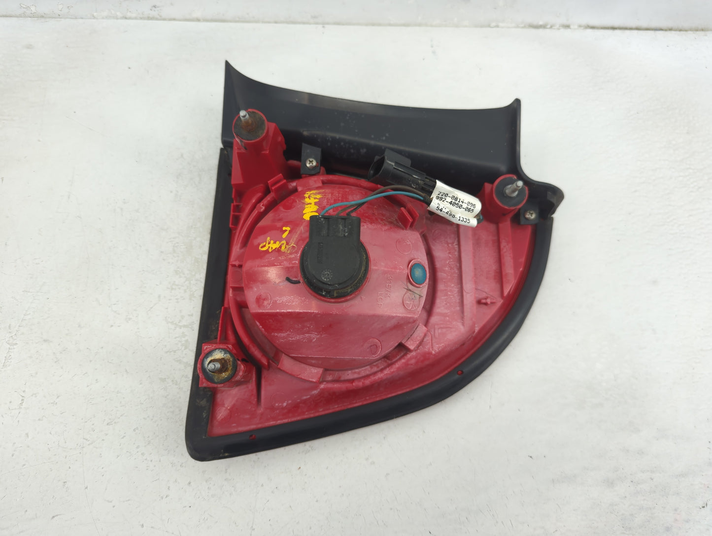 2008-2012 Chevrolet Malibu Tail Light Assembly Driver Left OEM Fits Fits 2008 2009 2010 2011 2012 OEM Used Auto Parts - Oemu
