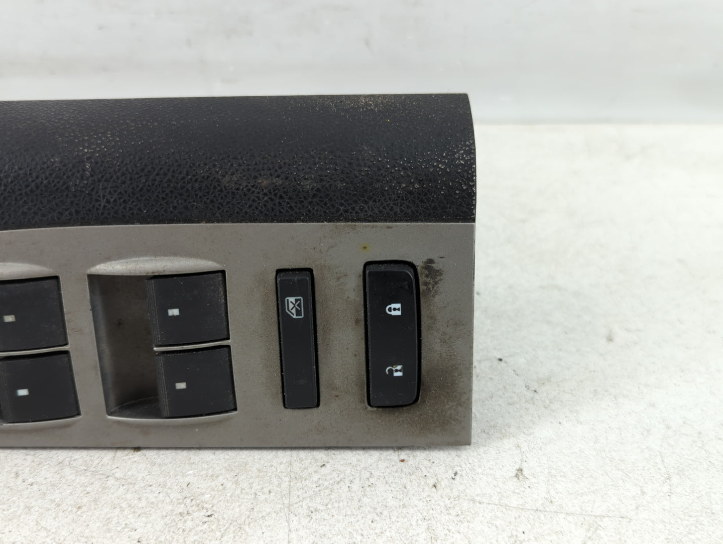 2009 Chevrolet Silverado 1500 Master Power Window Switch Replacement Driver Side Left P/N:25951963 Fits OEM Used Auto Parts 
