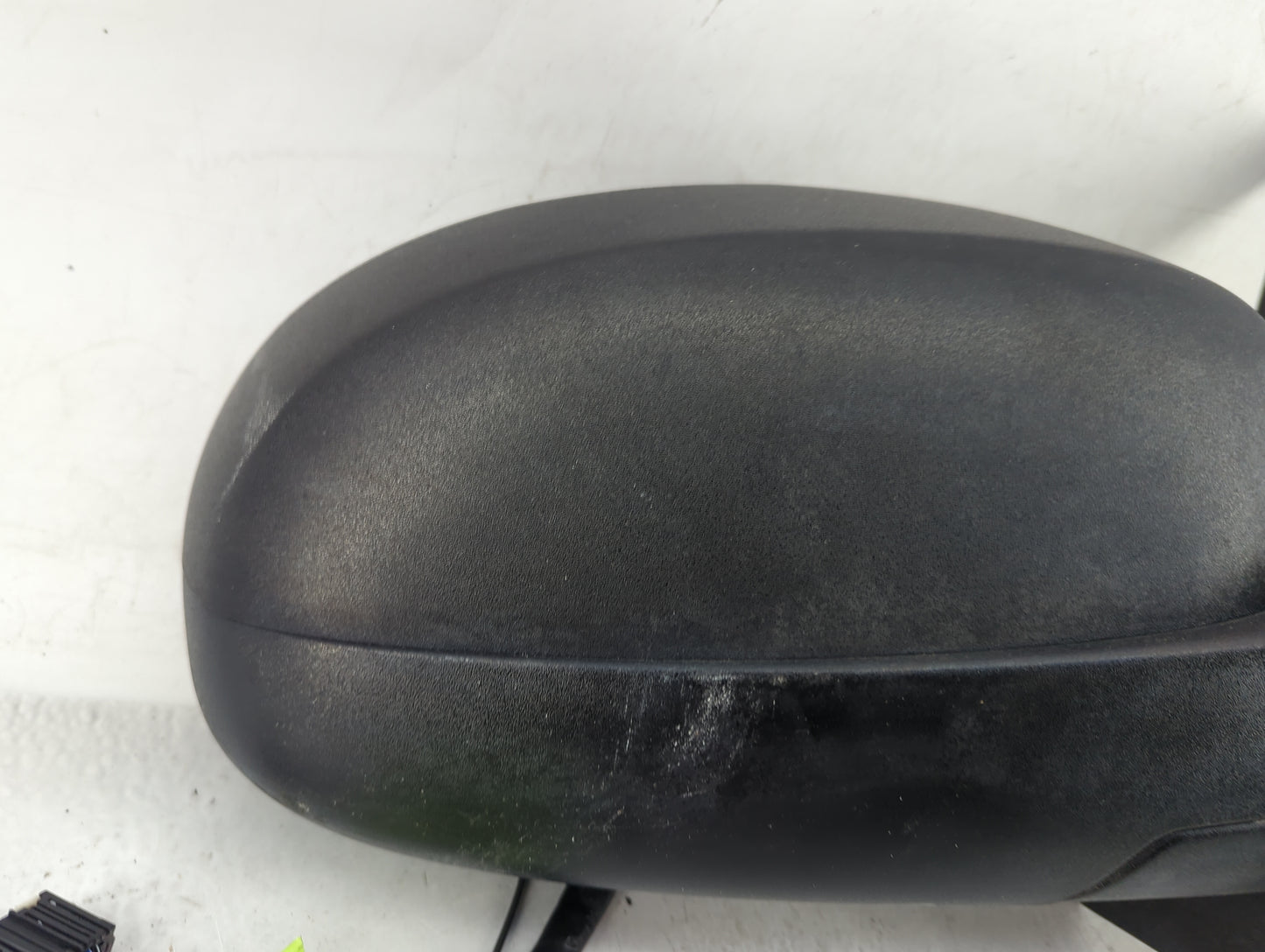 2007-2013 Chevrolet Silverado 1500 Passenger Side View Mirror - Right Door Mirror OEM Used - Oemusedautoparts1.com