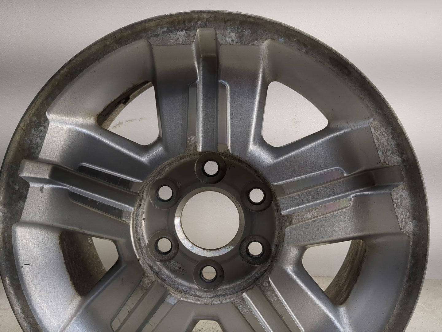 2008-2013 Chevrolet Silverado 1500 Oem Wheel Rim 1263738 - Oemusedautoparts1.com