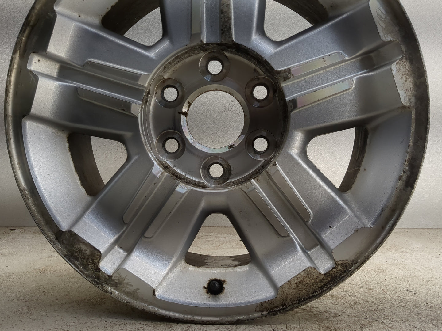 2008-2013 Chevrolet Silverado 1500 Oem Wheel Rim - Oemusedautoparts1.com