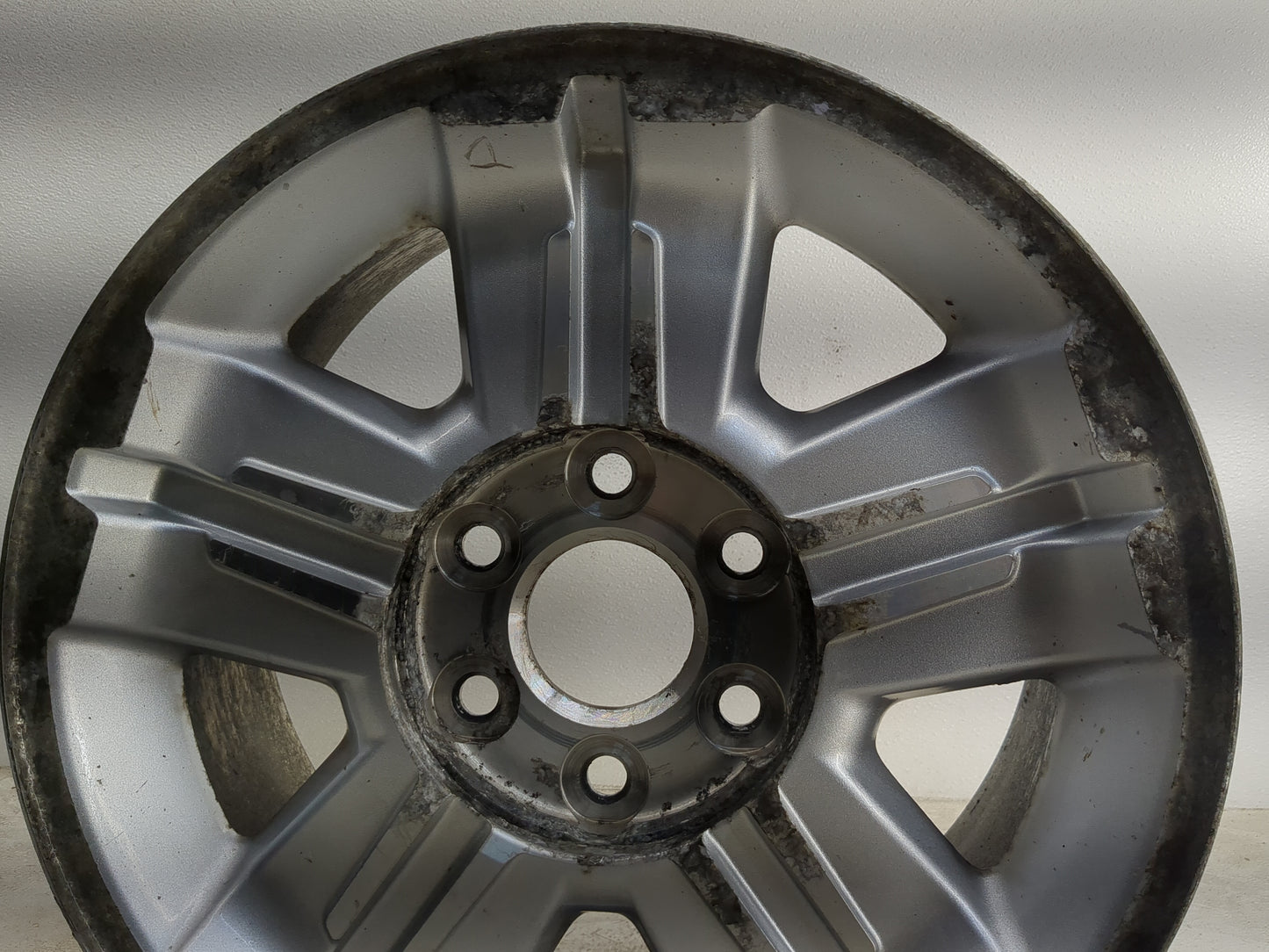 2008-2013 Chevrolet Silverado 1500 Oem Wheel Rim 1263741 - Oemusedautoparts1.com