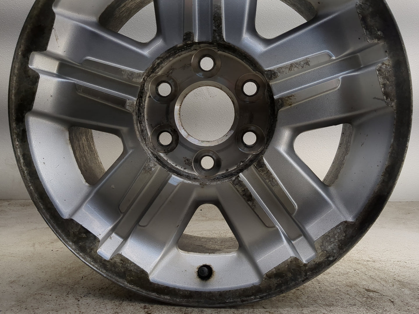 2008-2013 Chevrolet Silverado 1500 Oem Wheel Rim - Oemusedautoparts1.com