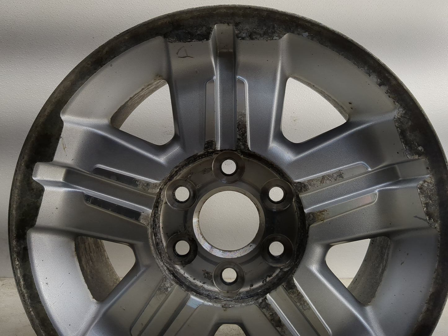 2008-2013 Chevrolet Silverado 1500 Oem Wheel Rim 1263741 - Oemusedautoparts1.com