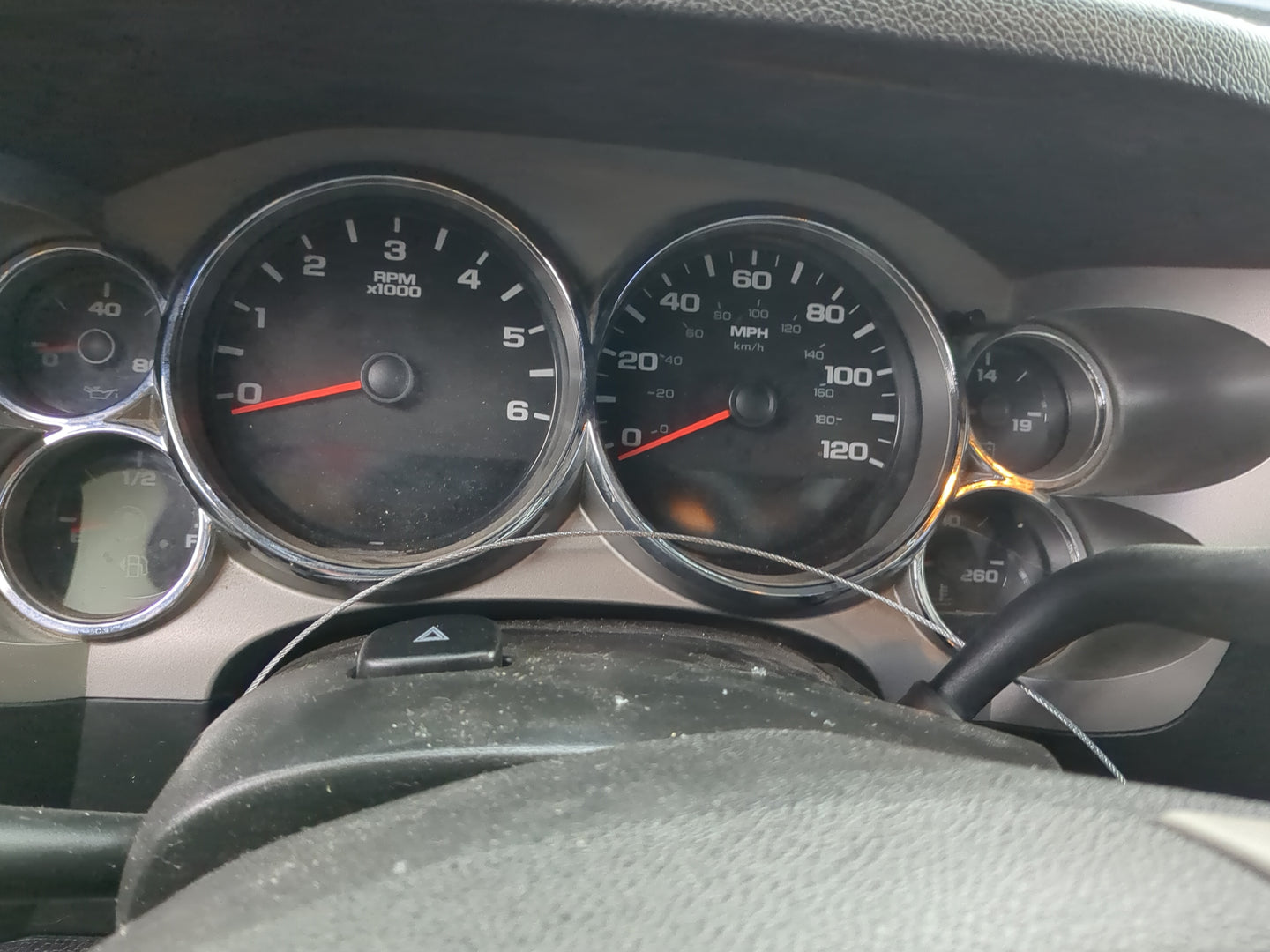 2009 Chevrolet Silverado 1500 Instrument Cluster Speedometer Gauges Fits OEM Used Auto Parts - Oemusedautoparts1.com