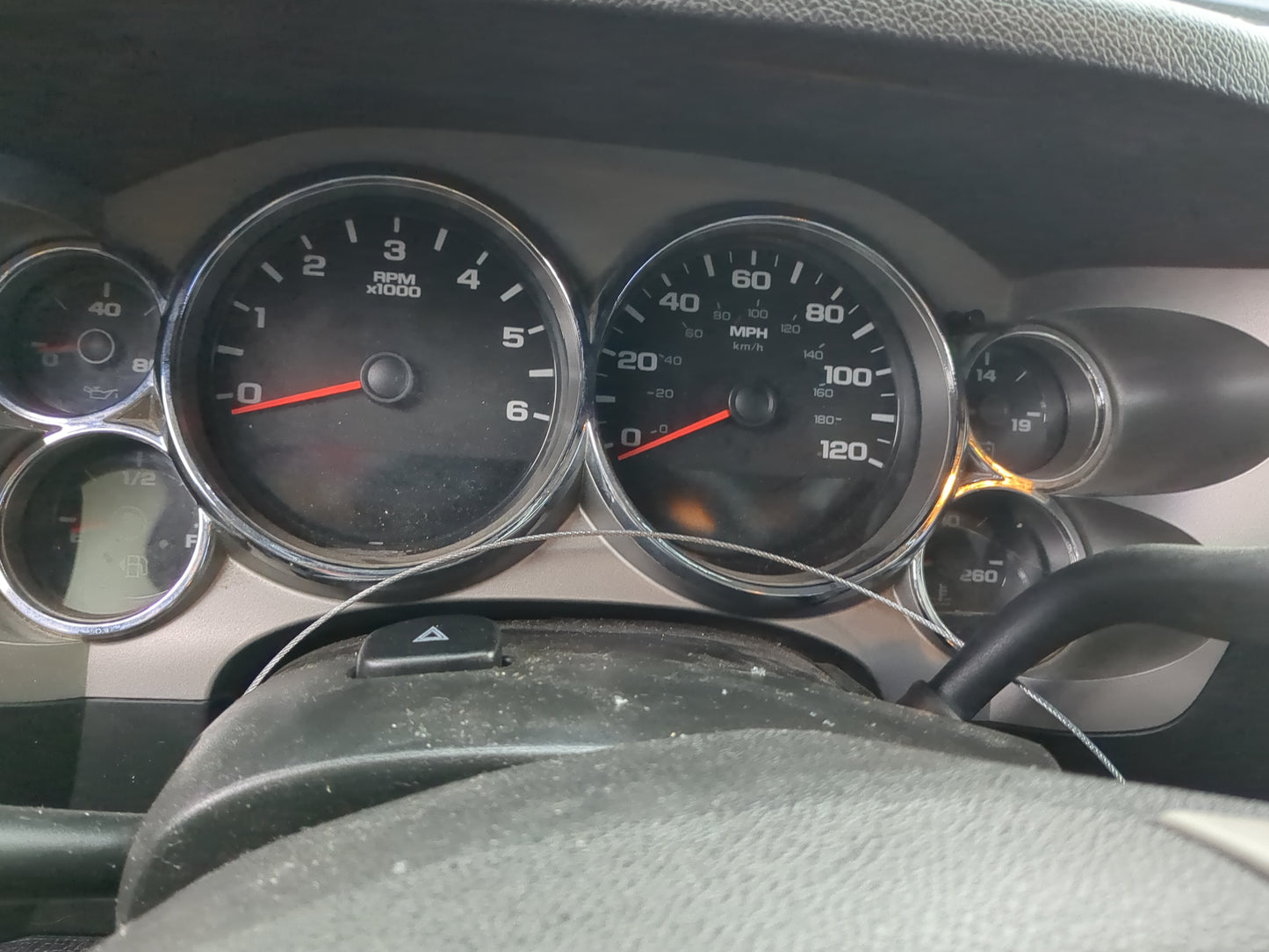 2009 Chevrolet Silverado 1500 Instrument Cluster Speedometer Gauges Fits OEM Used Auto Parts - Oemusedautoparts1.com