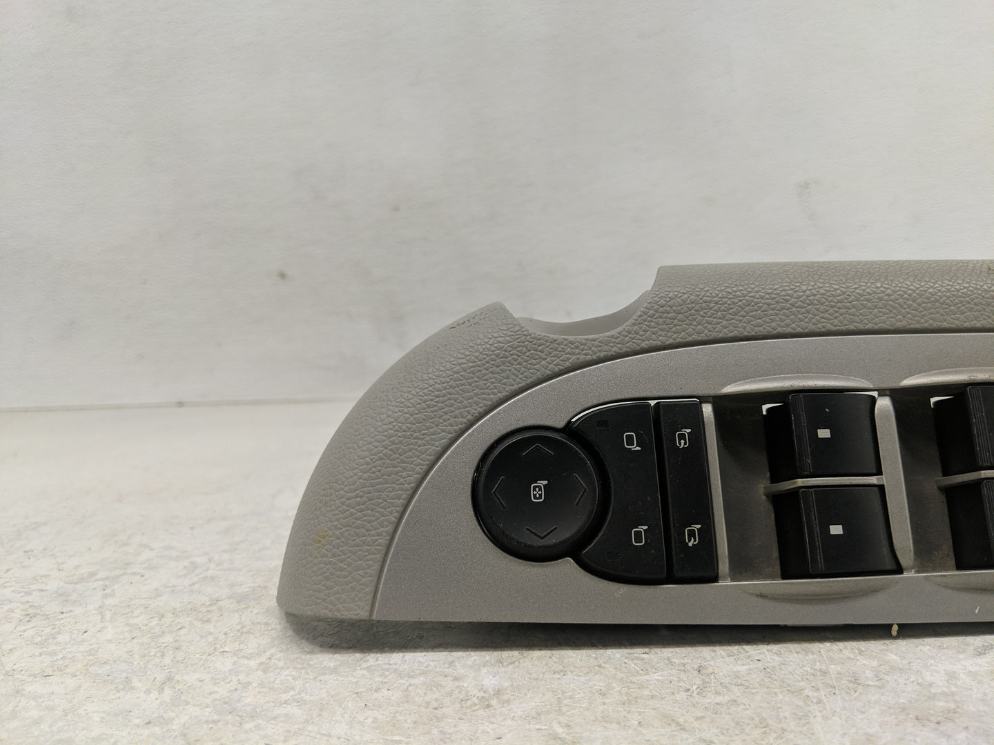 2007-2013 Chevrolet Silverado 1500 Master Power Window Switch Replacement Driver Side Left P/N:F00HJ00564 20835553AC Fits OE