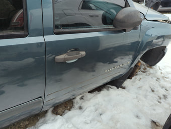 compare product 2007-2011 Chevrolet Silverado 1500 Passenger Front Door Oem 1271414