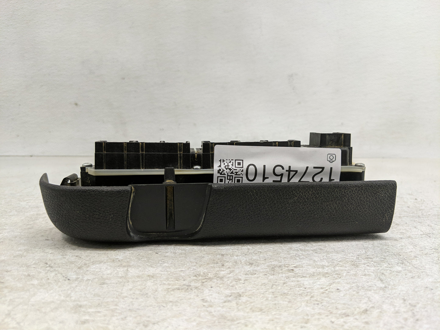 2007-2013 Chevrolet Silverado 1500 Master Power Window Switch Replacement Driver Side Left P/N:F00HJ00983 20835553AD Fits OE