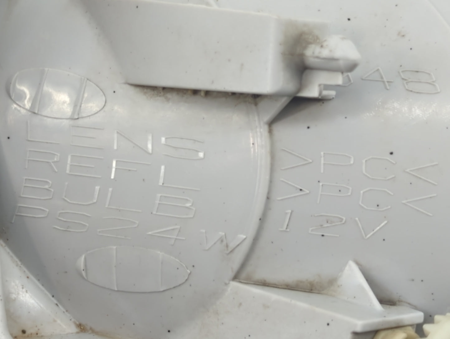 2007-2015 Chevrolet Silverado 1500 Passenger Right Oem Front Light Lamp - Oemusedautoparts1.com