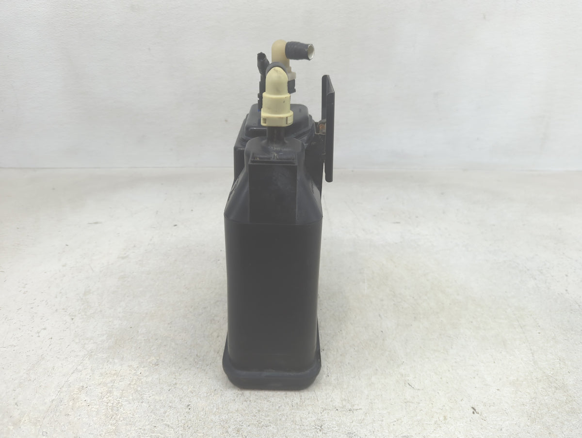2009 Chevrolet Silverado 1500 Fuel Vapor Charcoal Canister 1393043 - Oemusedautoparts1.com