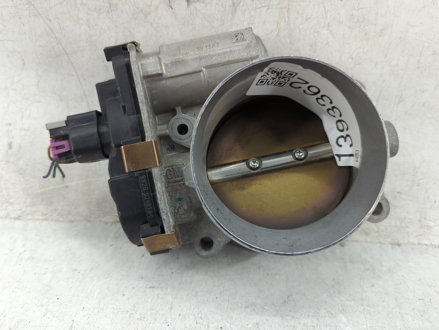 2009-2013 Chevrolet Silverado 1500 Throttle Body Fits Fits 2009 2010 2011 2012 2013 2014 2015 OEM Used Auto Parts - Oemuseda