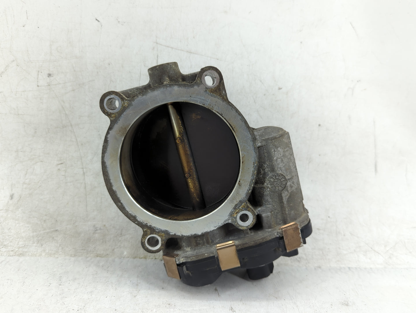 2009-2013 Chevrolet Silverado 1500 Throttle Body Fits Fits 2009 2010 2011 2012 2013 2014 2015 OEM Used Auto Parts - Oemuseda