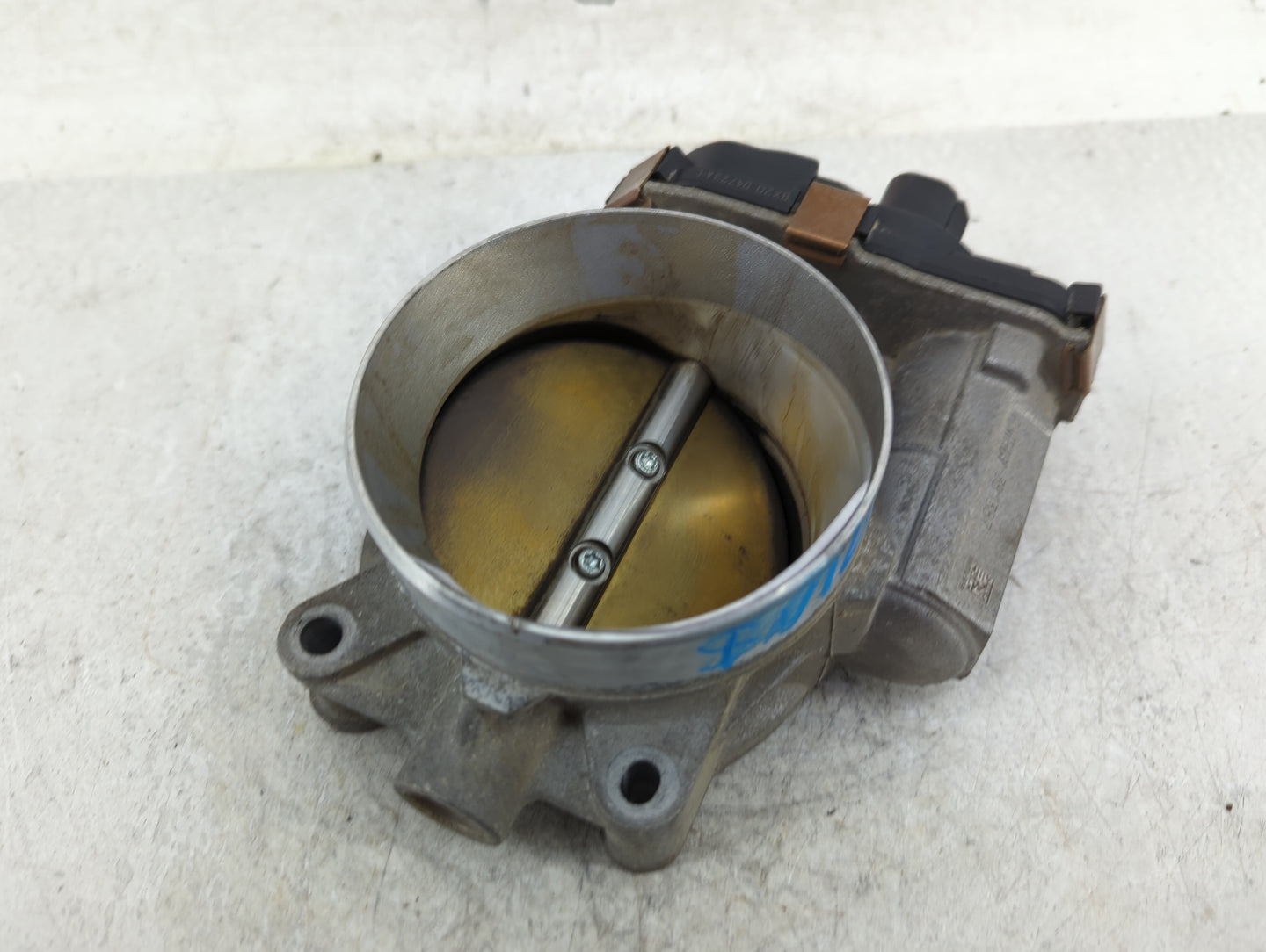 2009-2013 Chevrolet Silverado 1500 Throttle Body Fits Fits 2009 2010 2011 2012 2013 2014 2015 OEM Used Auto Parts - Oemuseda
