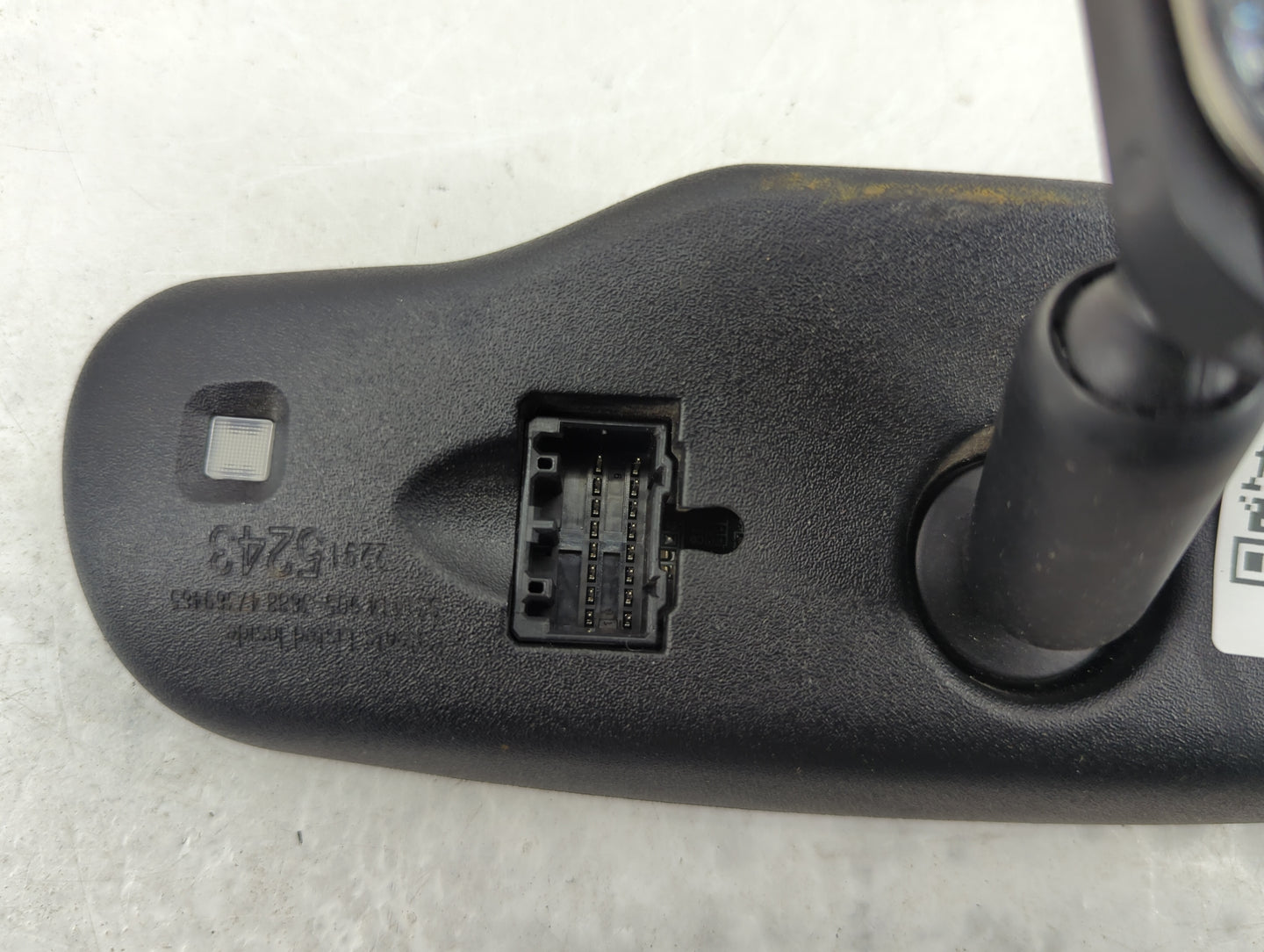 2009-2013 Chevrolet Silverado 1500 Interior Rear View Mirror Replacement OEM P/N:22915243 Fits OEM Used Auto Parts - Oemused