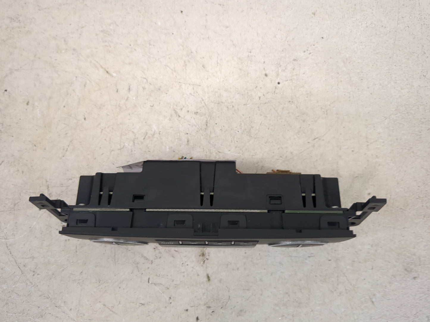 2008-2009 Chevrolet Silverado 1500 Climate Control Module Temperature AC/Heater Replacement P/N:25869948 389948R092160269 Fi