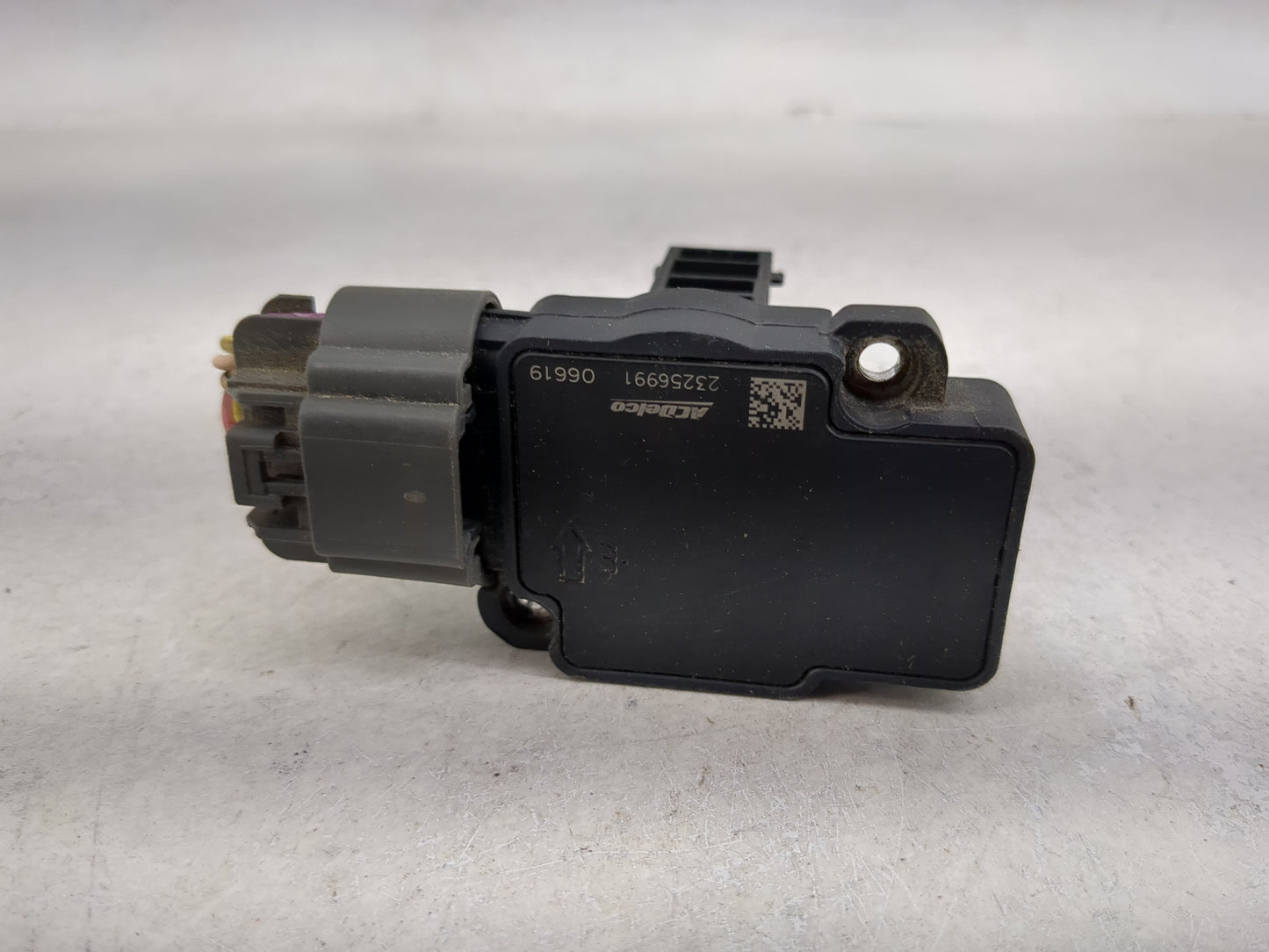 2009-2013 Chevrolet Silverado 1500 Mass Air Flow Meter Maf 1485452 - Oemusedautoparts1.com