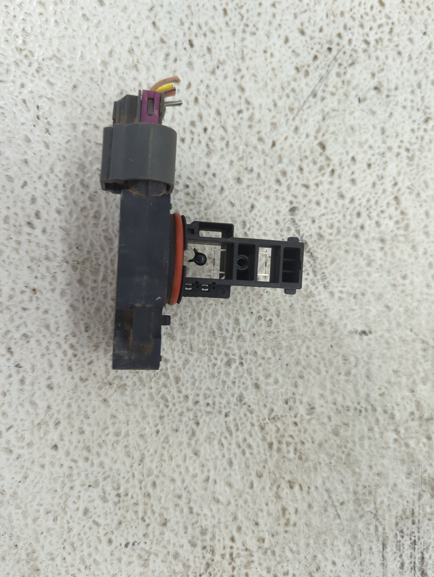 2009-2013 Chevrolet Silverado 1500 Mass Air Flow Meter Maf 1487879 - Oemusedautoparts1.com