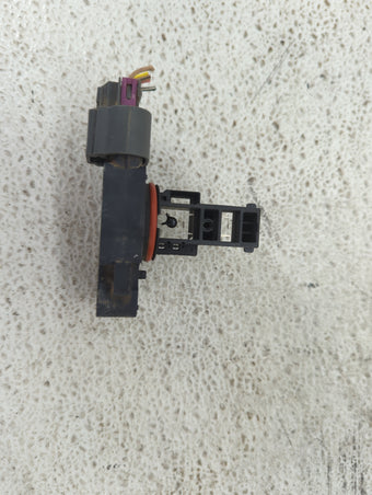 compare product 2009-2013 Chevrolet Silverado 1500 Mass Air Flow Meter Maf 1487879