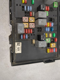 2007-2009 Chevrolet Silverado 1500 Fusebox Fuse Box Panel Relay Module P/N:25905684_02 Fits Fits 2007 2008 2009 OEM Used Aut