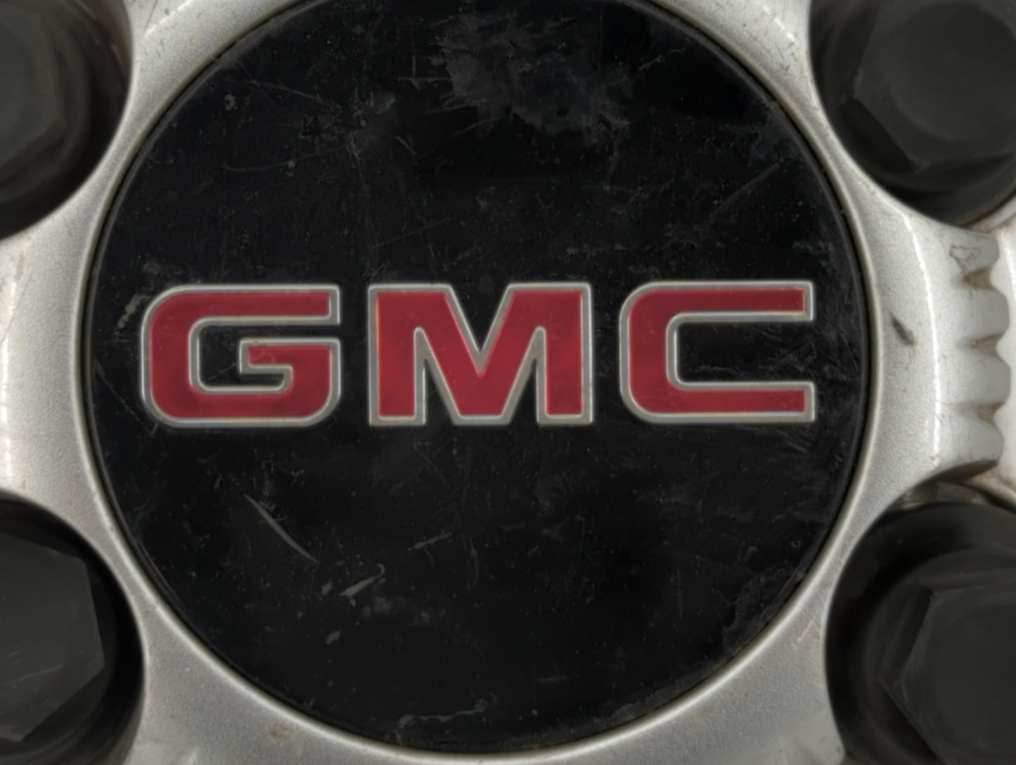 2009 Chevrolet Silverado 1500 Rim Wheel Center Cap Silver - Oemusedautoparts1.com